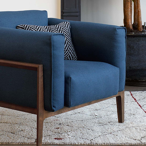 Cor-Elm-fauteuil-detail-blauw Cor-Elm-fauteuil-detail-blauw