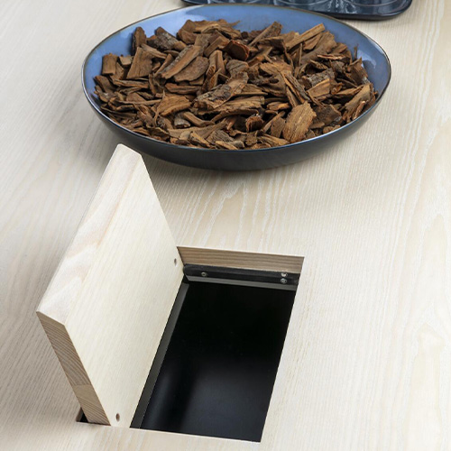 Thonet-S1500-detail-mediabox Thonet-S1500-detail-mediabox